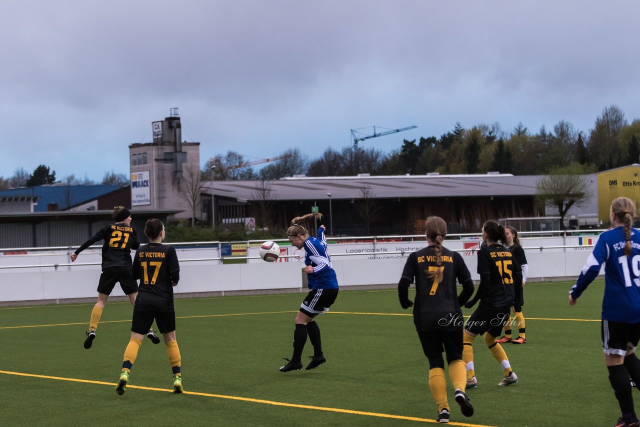 Bild 303 - Frauen Union Tornesch - Victoria : Ergebnis: 4:2